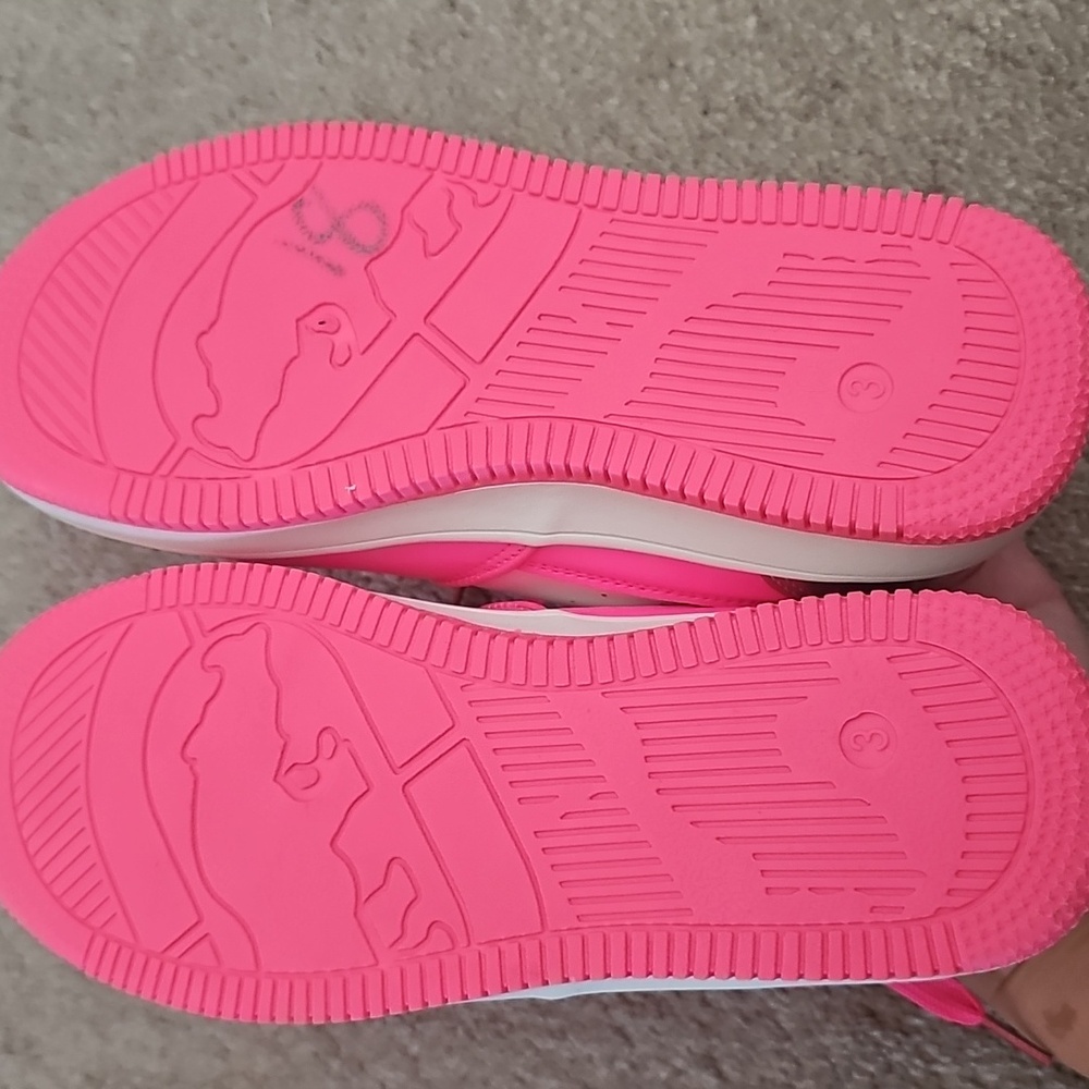 Ecko Unlimited Pink and White Sneakers Athletic Style - Picture 4 of 5
